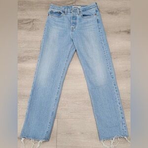 Levi’s Wedgie Straight Jeans – Premium – Light Wash – Size 25